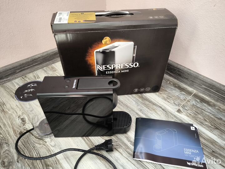 Кофеварка Nespresso