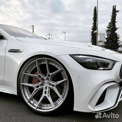 Кованые диски R20 GT Performance на Mercedes E