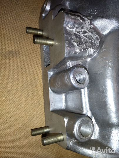 Крышка распределительная