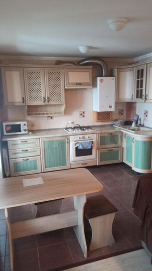 3-к. квартира, 60 м², 5/5 эт.