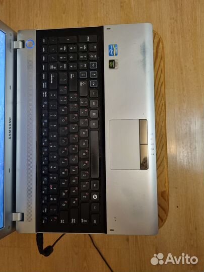Надежный Samsung rv520