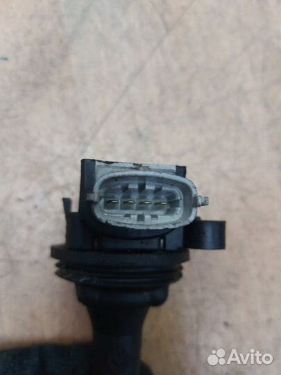 Катушка зажигания Volvo V70 B5204T5 2004