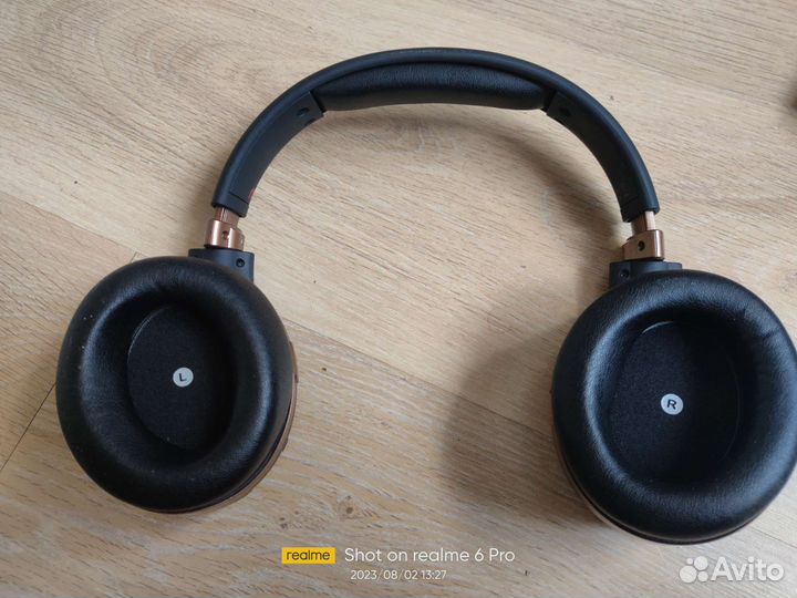 Audeze Mobius