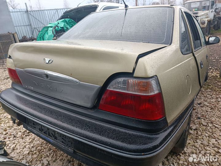 Крышка багажника Daewoo nexia 100