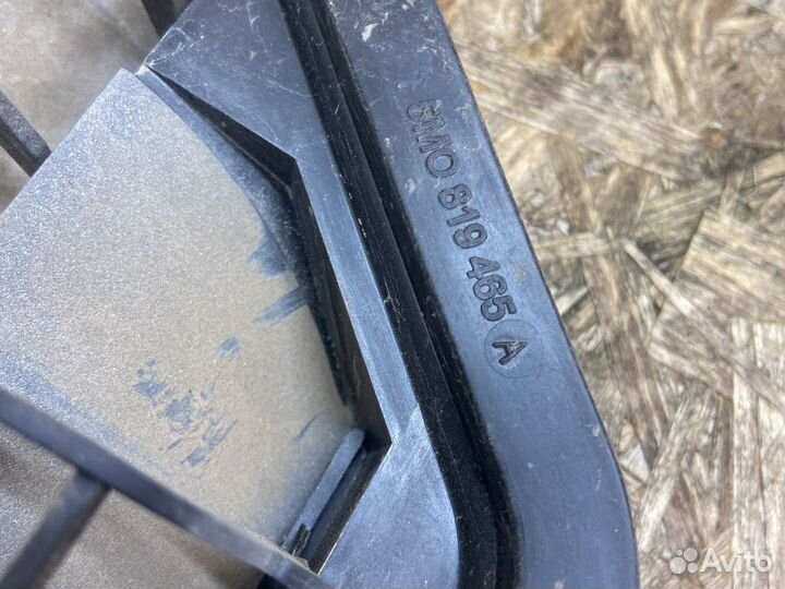 Решетка вентиляции багажника vw tiguan 2016