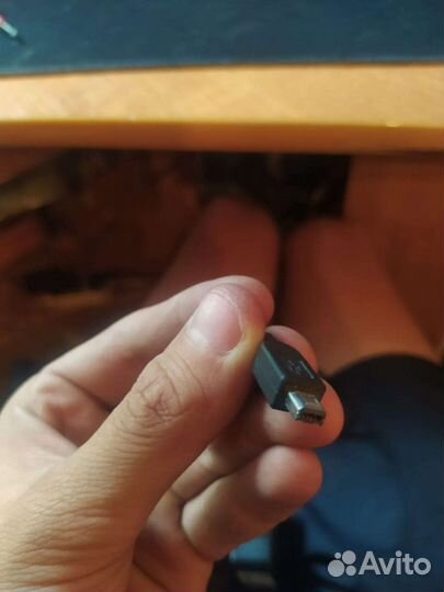 Сетевое зарядное устройство