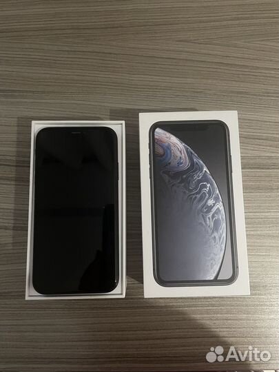 iPhone Xr, 64 ГБ