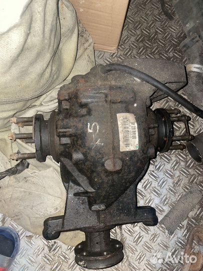 Редуктор задний BMW X5 E53