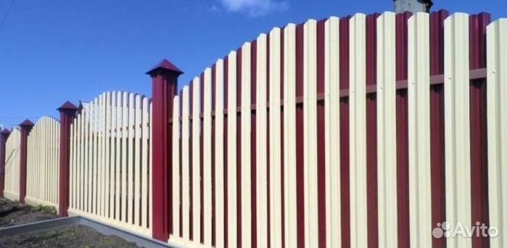 Забор из евроштакетника ,ворота, калитки качествен