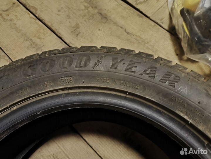 Goodyear UltraGrip Ice 2 205/55 R16 94T