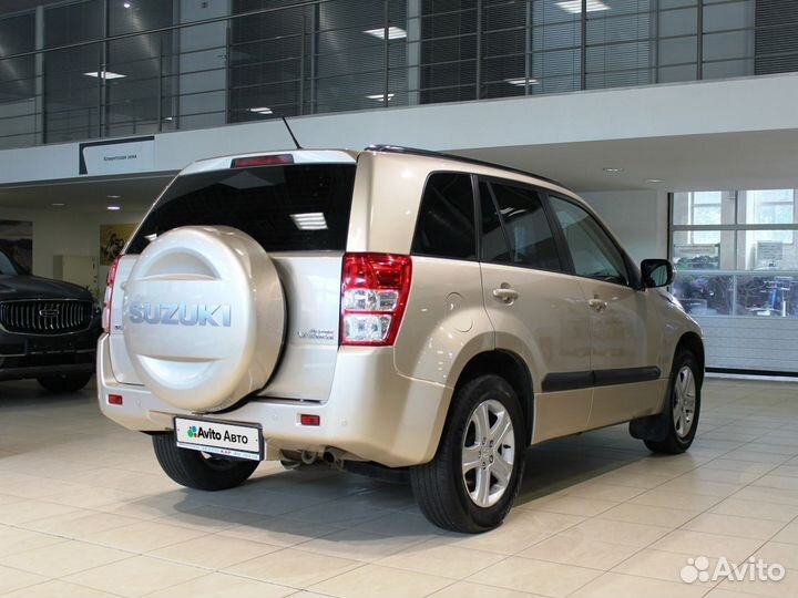 Suzuki Grand Vitara 2.0 AT, 2011, 123 000 км