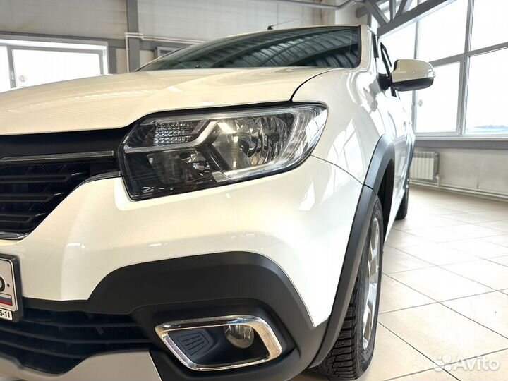 Renault Logan Stepway 1.6 МТ, 2019, 49 000 км