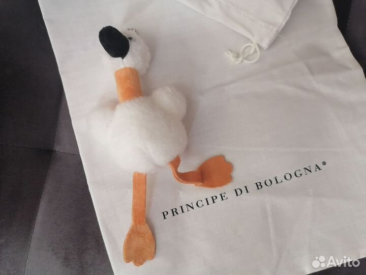 Пыльник брендовый брелок