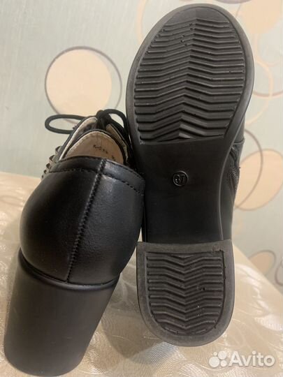 Полуботинки женские 37 размер
