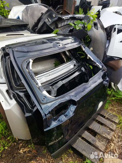Крышка багажника Toyota RAV4 18-22г