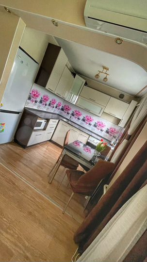 2-к. квартира, 54 м², 5/5 эт.