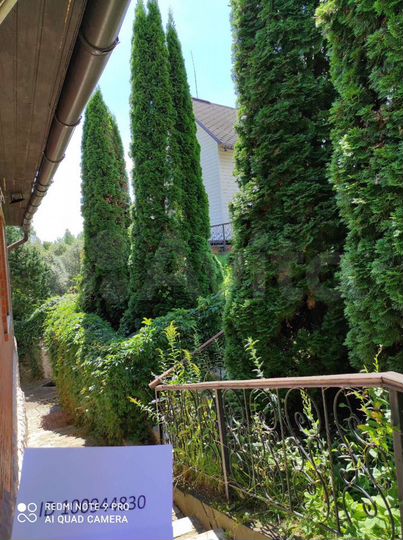 Дом 230 м² на участке 20 сот.