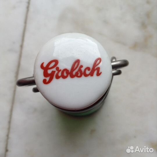 Бутылка и открывалка для бутылок Grolsch