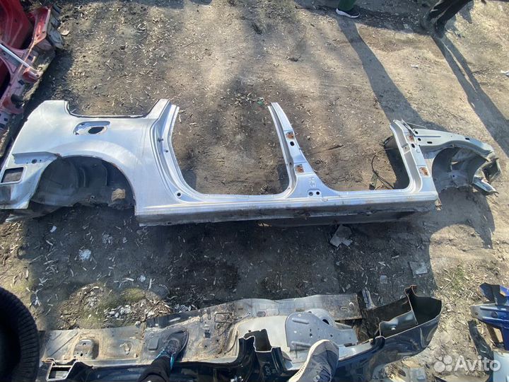 Правая часть кузова LADA Largus