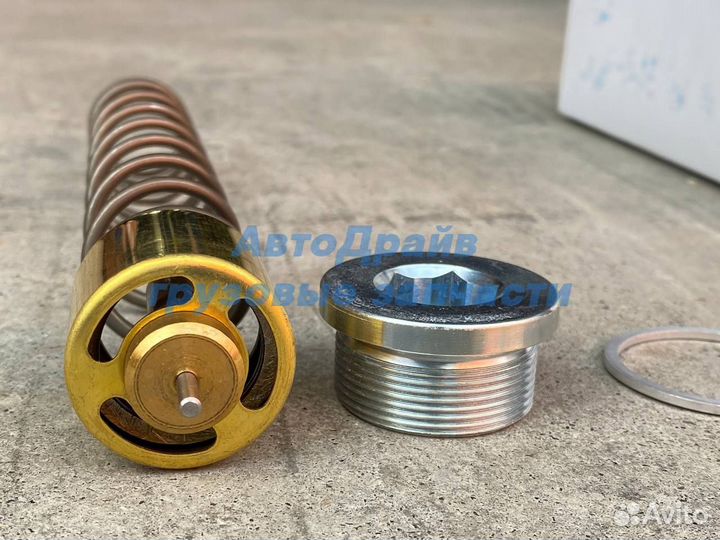 Термостат системы жидкой смазки Даф 105