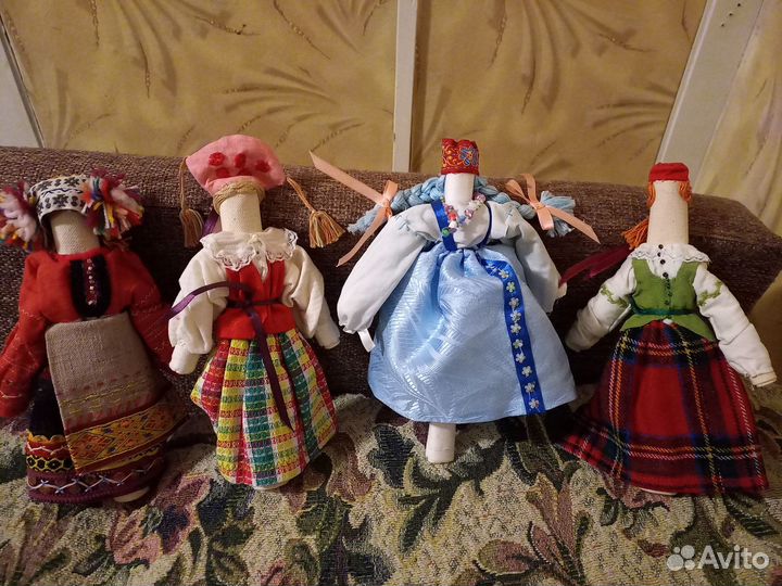 Набор куколок ручной работы(4 шт)