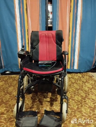 Инвалидная коляска с электроприводом бу