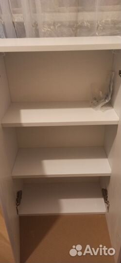 Шкафчик навесной для ванной
