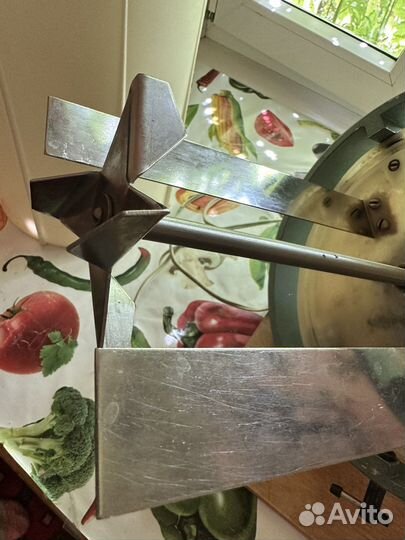 Маслобойка электрическая