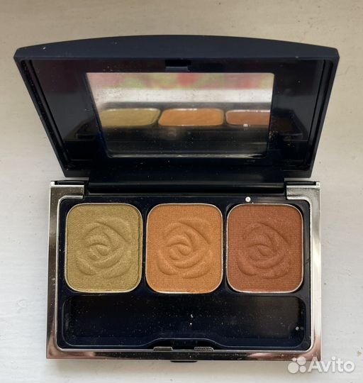 Тени для век, помада, карандаш