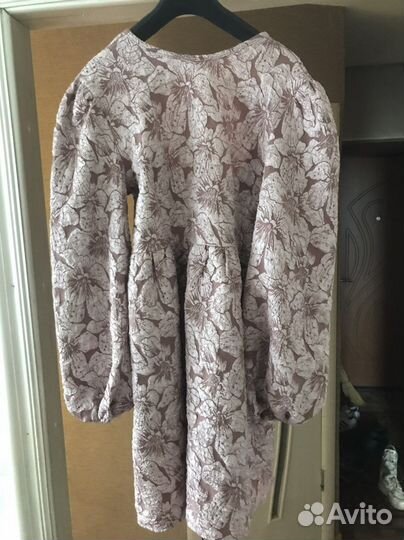 Платье розовое S размер