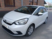 Honda Fit 1.3 CVT, 2020, 38 000 км, с пробегом, цена 1 560 000 руб.