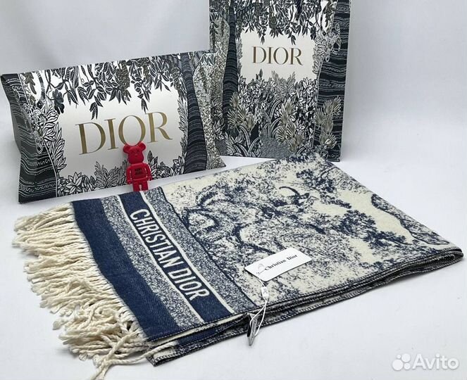 Шарф Dior из кашемира — неповторимый стиль и качество