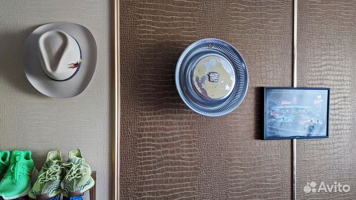 Оригинальный колпак колеса Cadillac Eldorado 70х