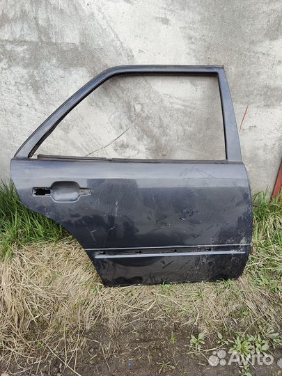 Дверь задняя правая Mercedes-Benz E-Class W124 A12
