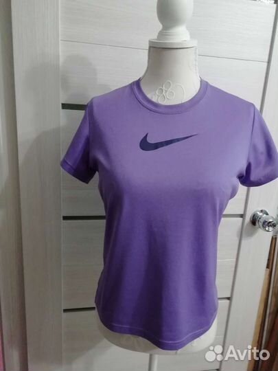 Футболка женская nike М