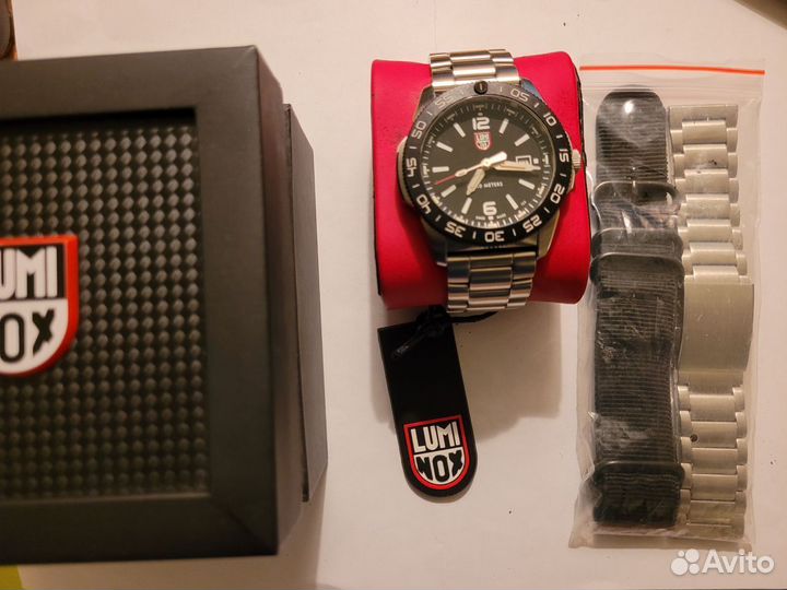 Часы мужские Luminox Pacific Diver 3120 XS.3122