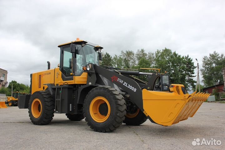 Фронтальный погрузчик Redstar ZL300S, 2023