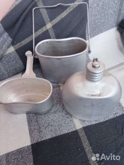 Котелки и фляжки