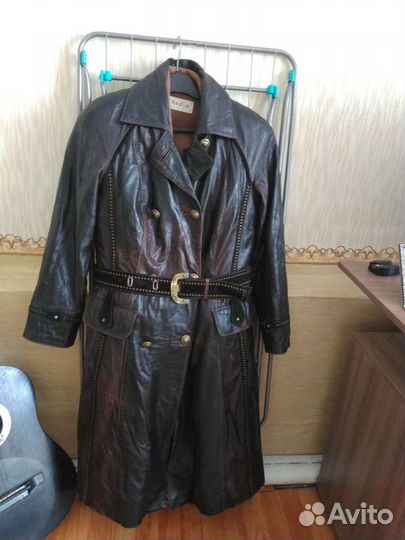 Кожаный плащ женский