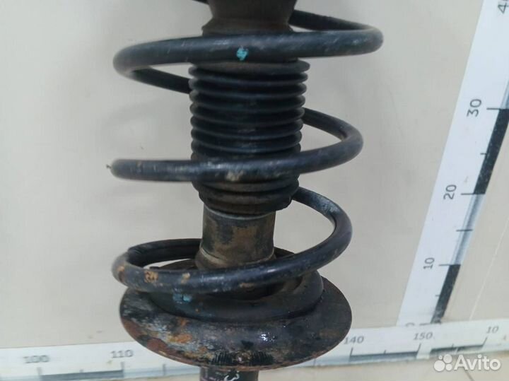 Амортизатор передний левый Volvo V40 VW 1995-2004