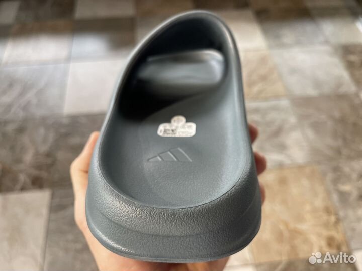 Сланцы adidas yeezy slide 39 / 43 / 46