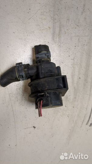 Насос водяной Audi Q5, 2009