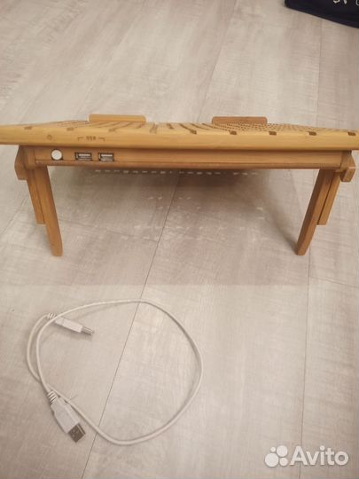 Охлаждающая подставка для ноутбука