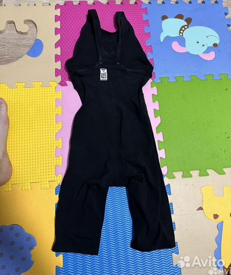 Гидрокостюм женский arena 30р