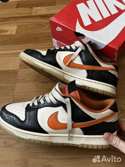 Nike dunk low halloween