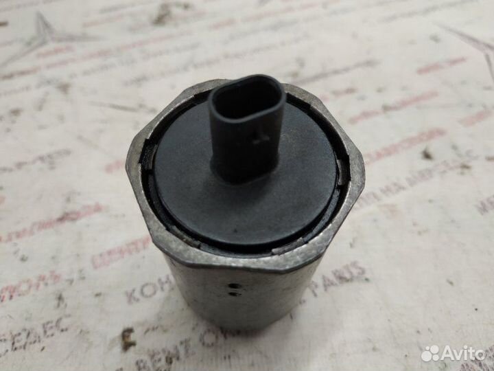 Клапан масляной системы om651 Mercedes