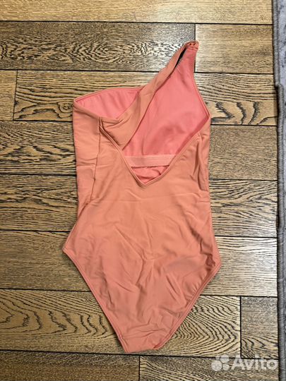 Купальник слитный