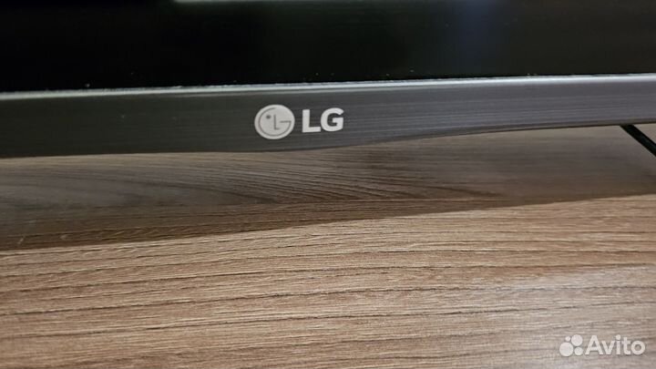Телевизор Lg SMART tv 28