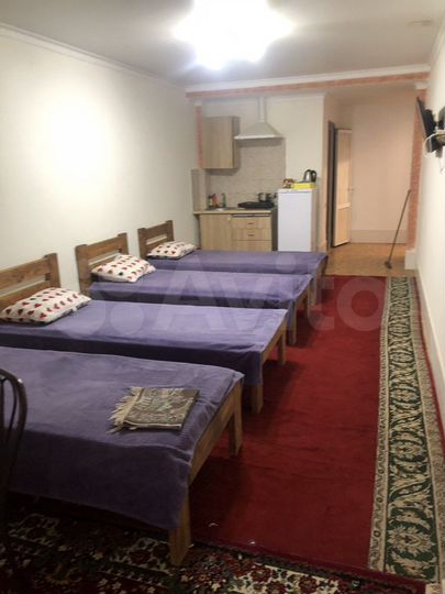 Комната 40 м² в 2-к., 1/5 эт.