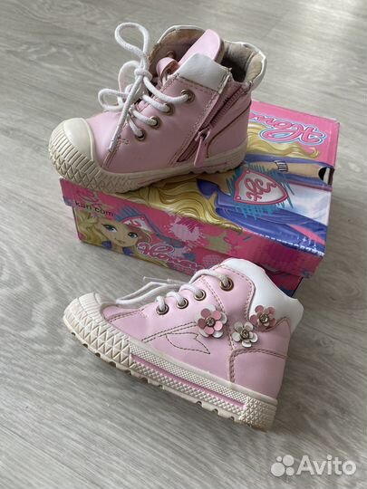 Ботинки для девочки 20 размер